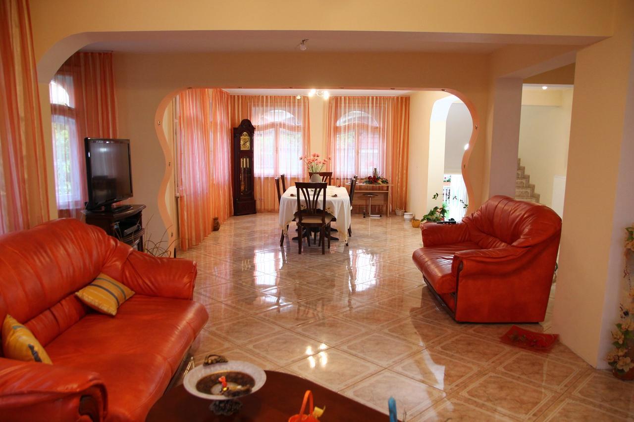 Casa Monica Hotel Baile Felix Bagian luar foto